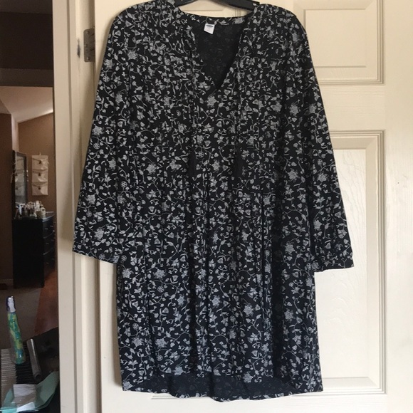 Black and White Floral Dress - Picture 1 of 1